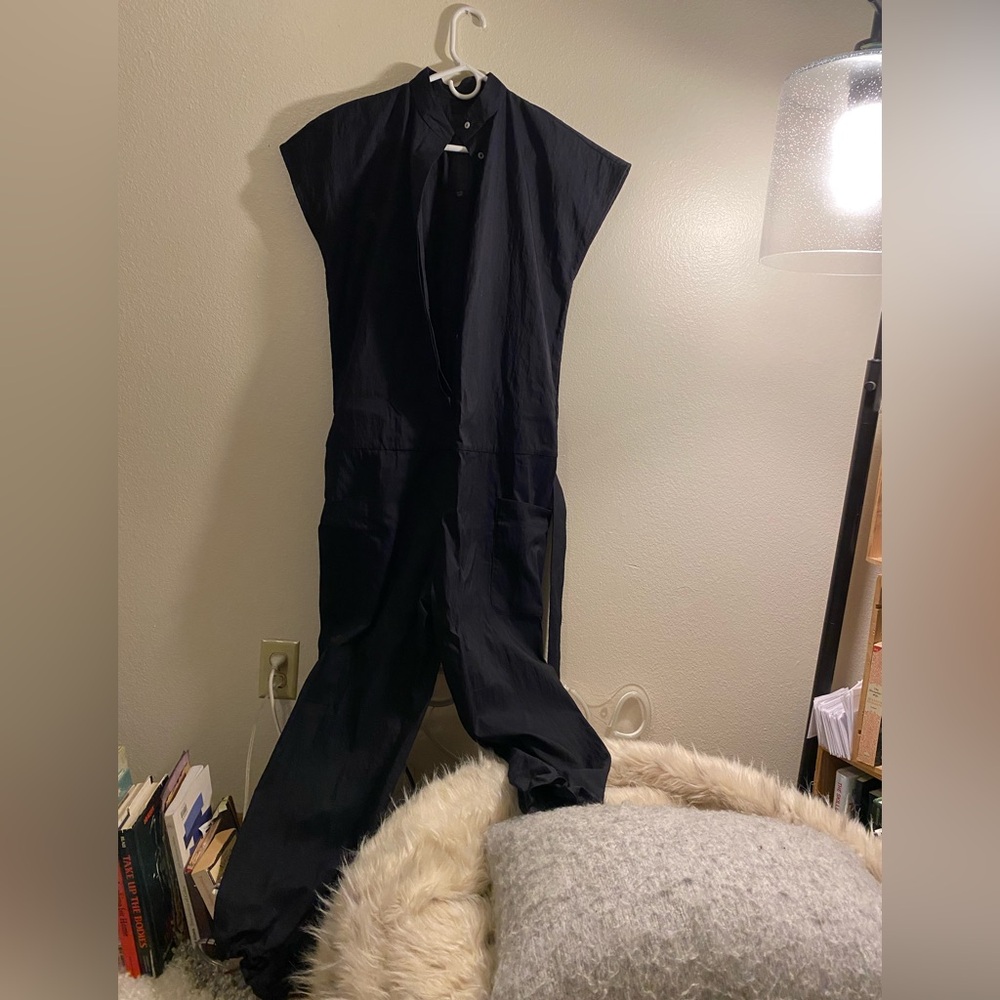 Nike Design Every Stitch Considered specialty brand. Quality jumpsuit.